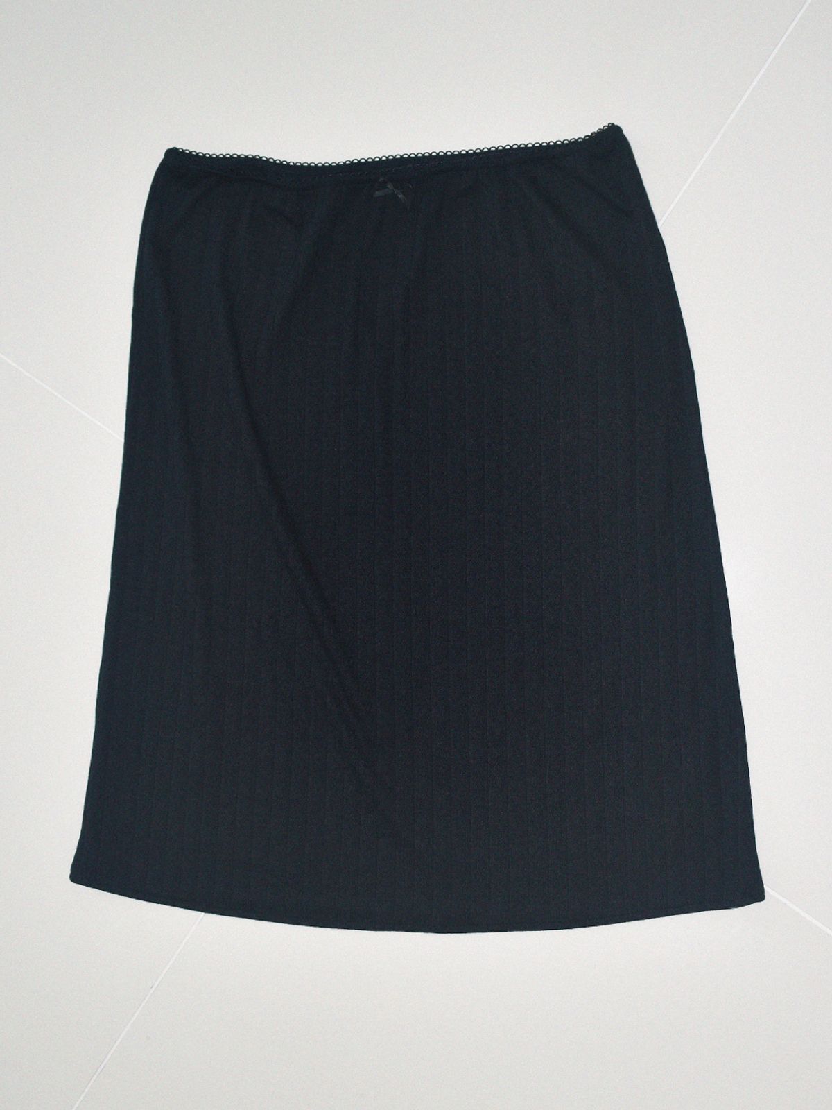 유지떼(USITE) HEART PUNCH SLOW SKIRT, BLACK H라인 스커트