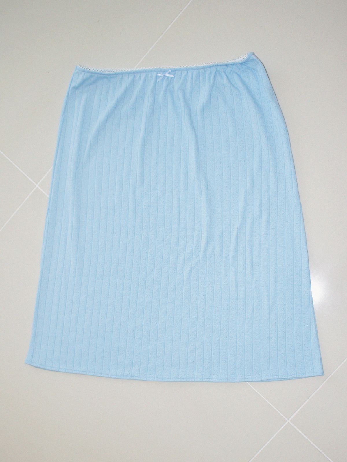 유지떼(USITE) HEART PUNCH SLOW SKIRT, SKY H라인 스커트