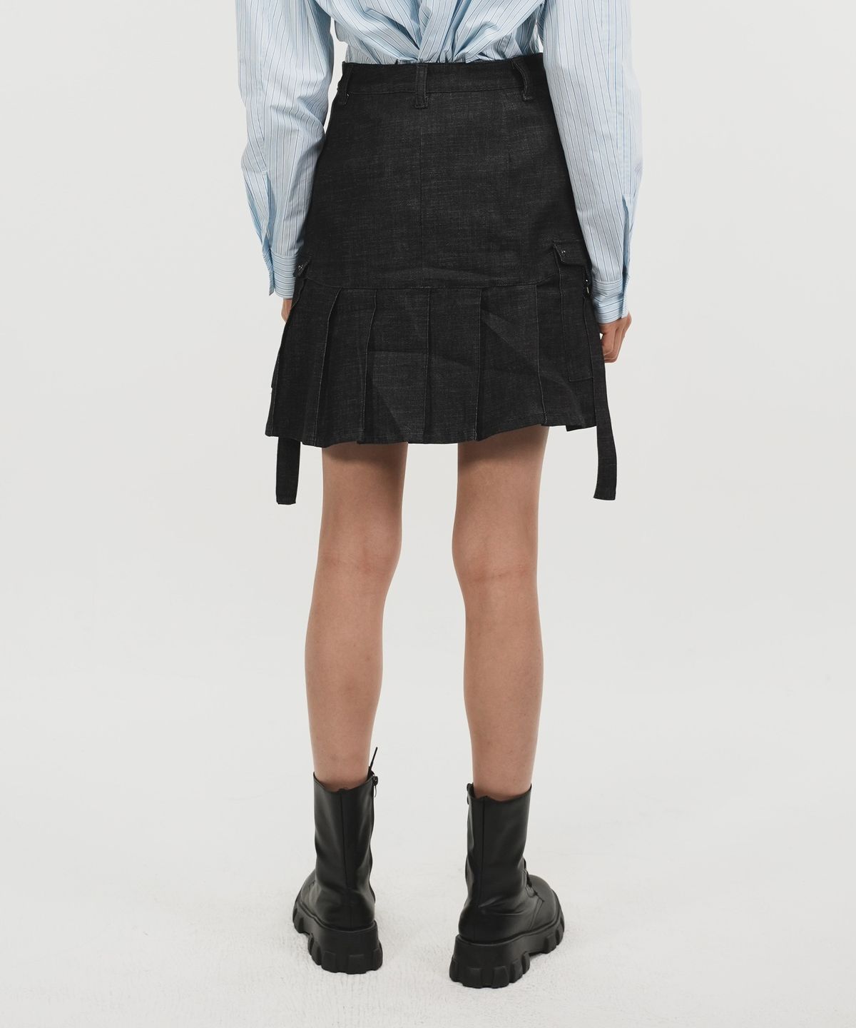 페노메논시퍼(PHENOMENON SEEPER) DENIM PLEATS SKIRT