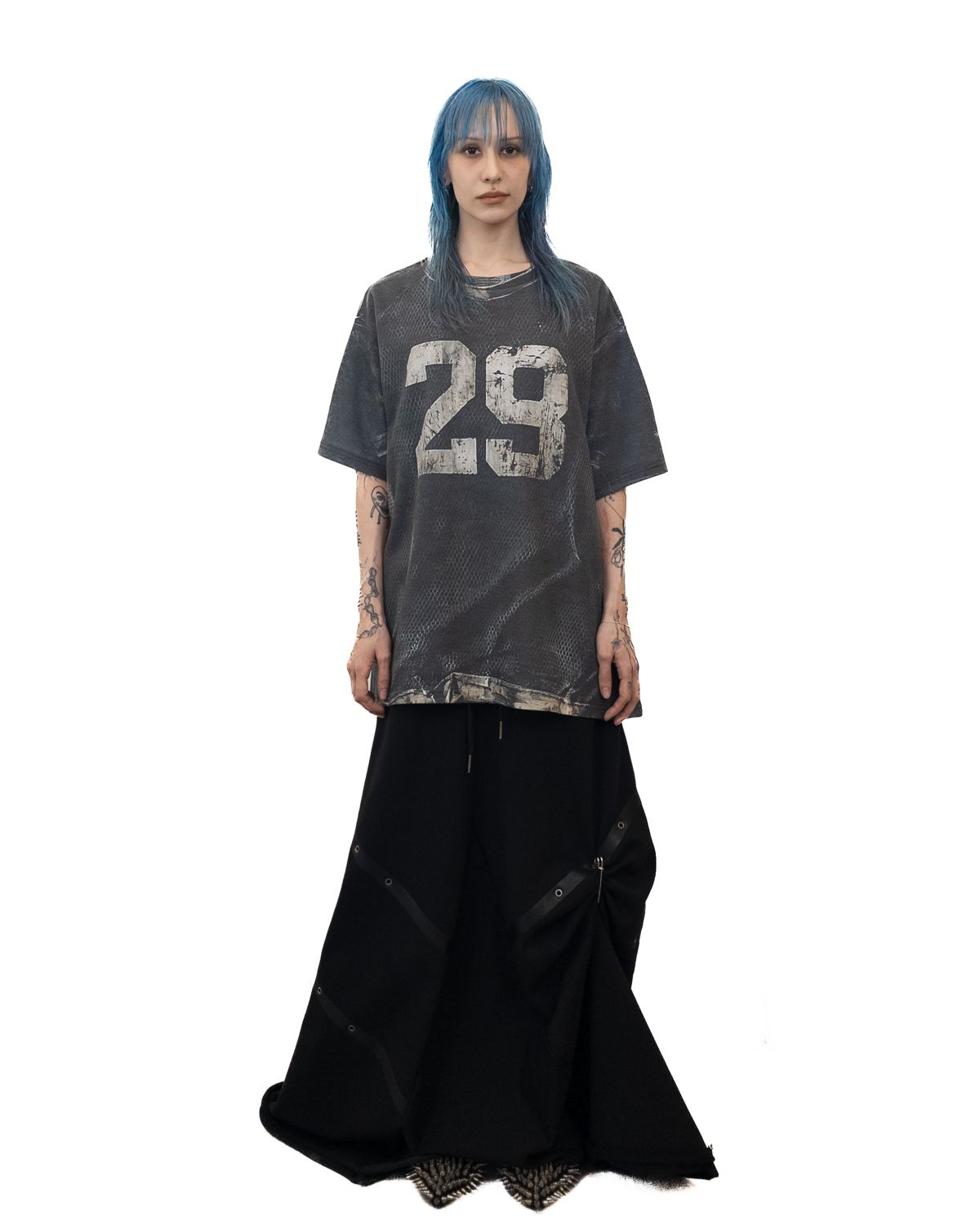 도그마 엑스(DOGMA EHKS) OVERSIZED FOOTBALL JERSEY TROMPE LOEI TOP DARK GREY