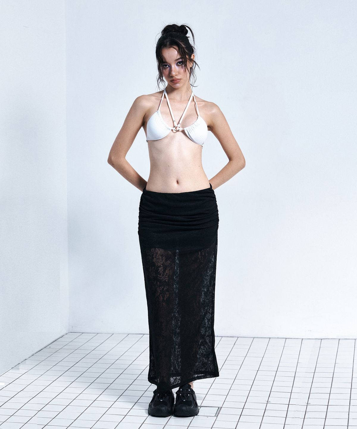 플리즈노팔로우(PLEASENOFOLLOW) Delaney Lace Long Skirt (Black)