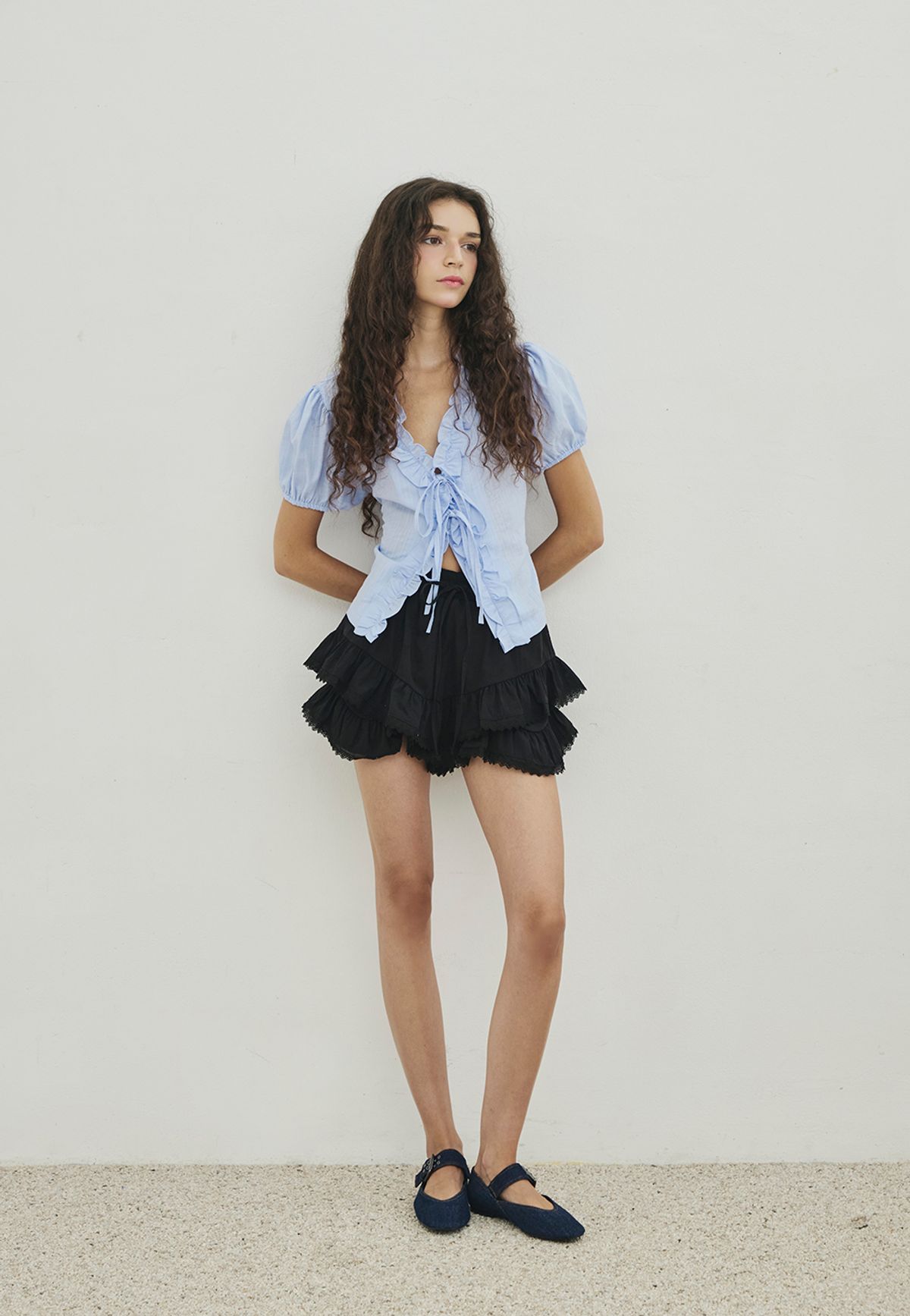 카프리슈(CAPRICIEUX) Aster lace frill Shorts_black
