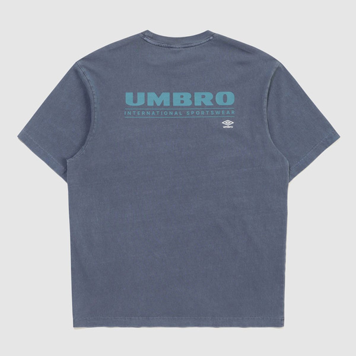 엄브로(UMBRO) 피그먼트 다잉 빅로고 티셔츠 네이비(UQ323CRS73)