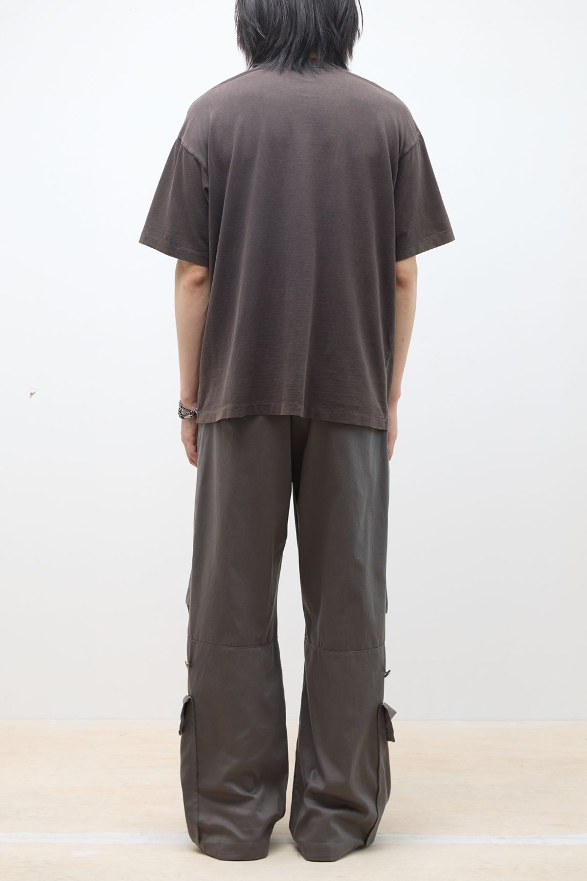 해칭룸(HATCHINGROOM) Angel Flash Man Tee 1/2 Brown Charcoal