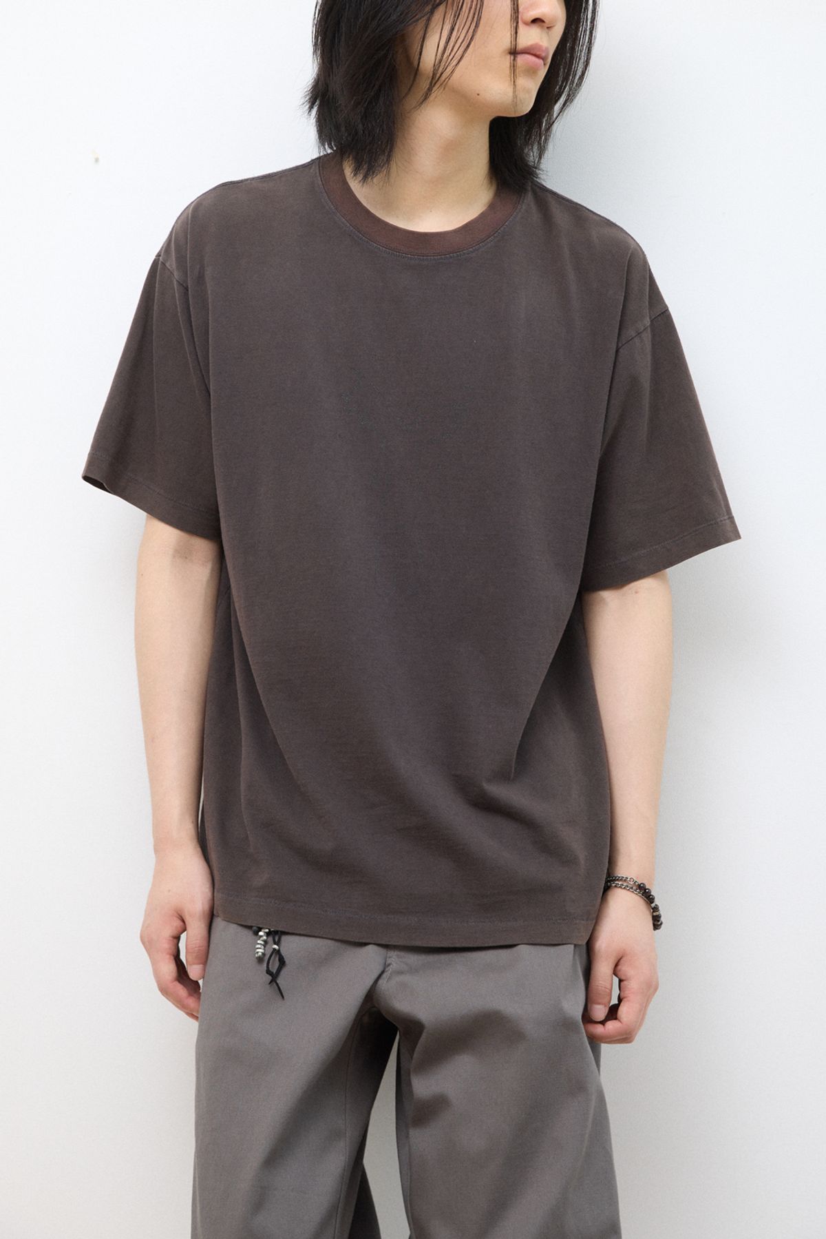 해칭룸(HATCHINGROOM) Angel Flash Man Tee 1/2 Brown Charcoal