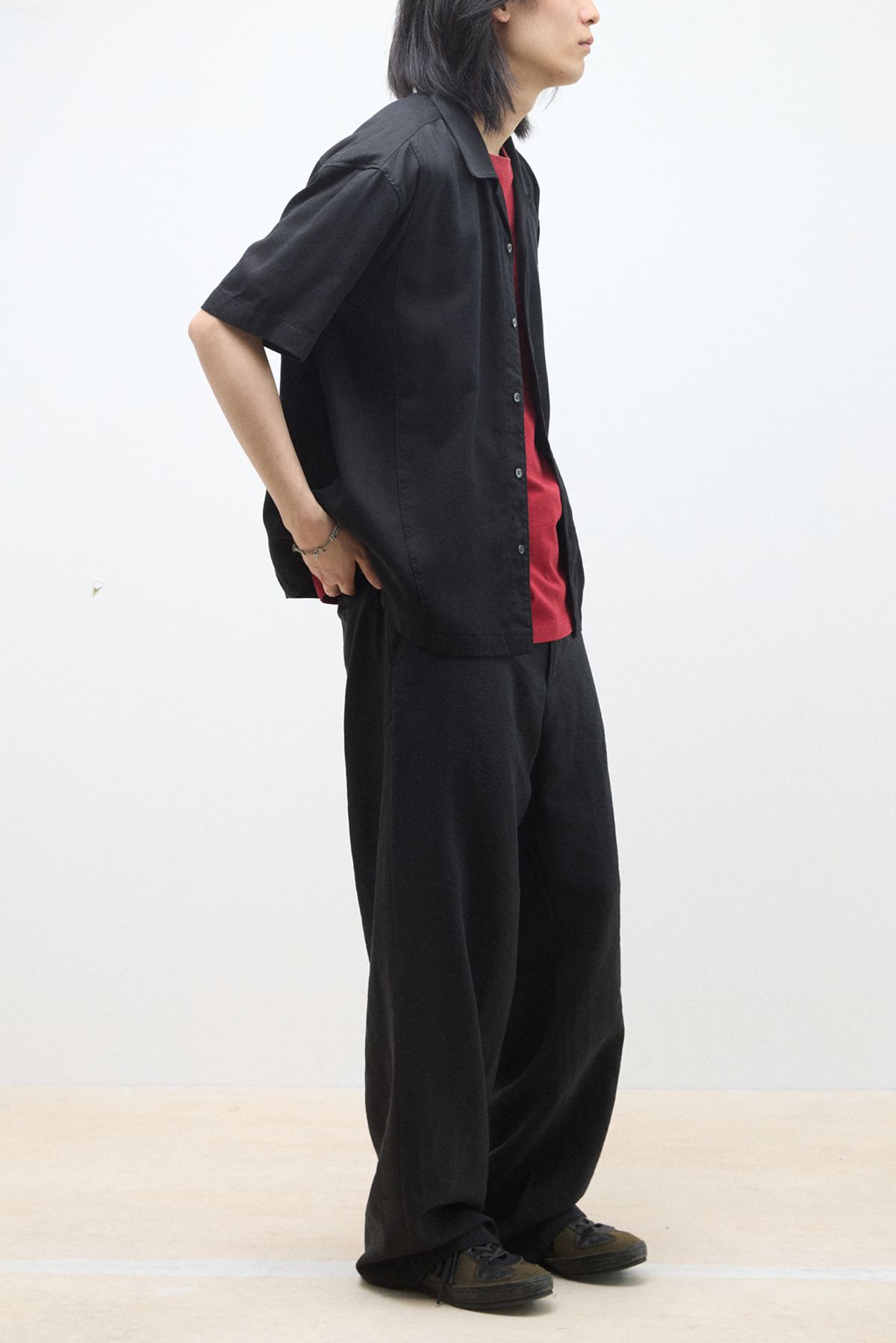 해칭룸(HATCHINGROOM) Camp Collar Shirt Tencel Black