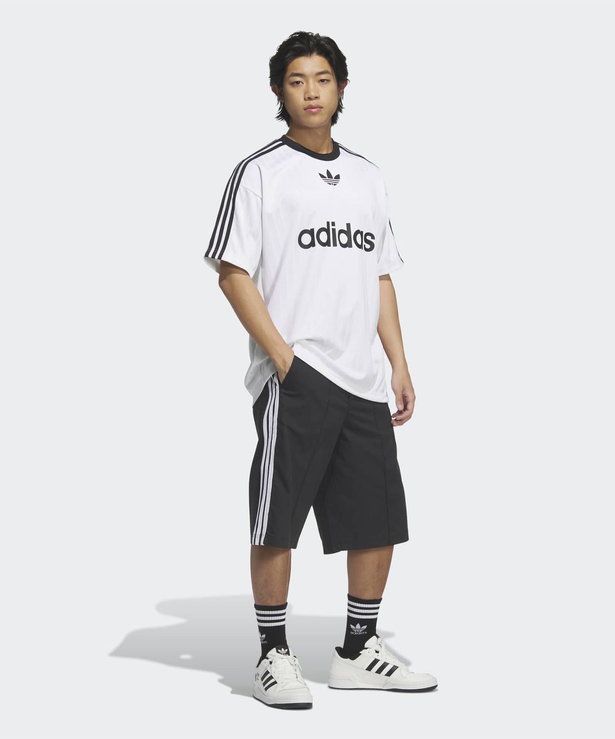 아디다스(ADIDAS) 버뮤다 숏 팬츠 - 블랙 / KB5429