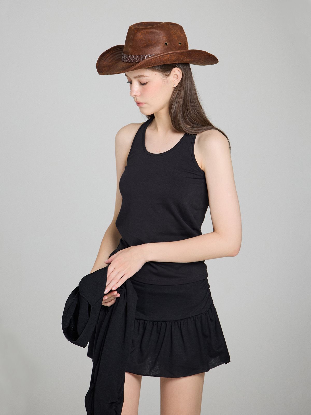 샐러드바구니(SALAD BAGUNI) Ruffle hem skirt - black
