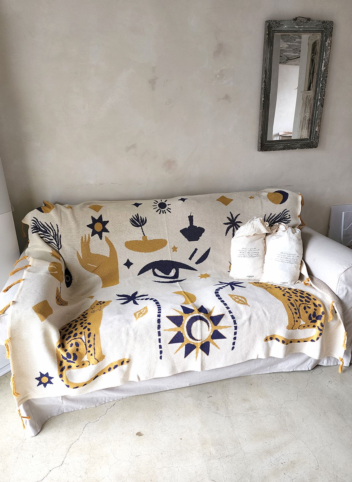 블랑쉬하우스(BLANCHE HOUSE) 주말의 여유 아트 술 모티브 블랭킷
