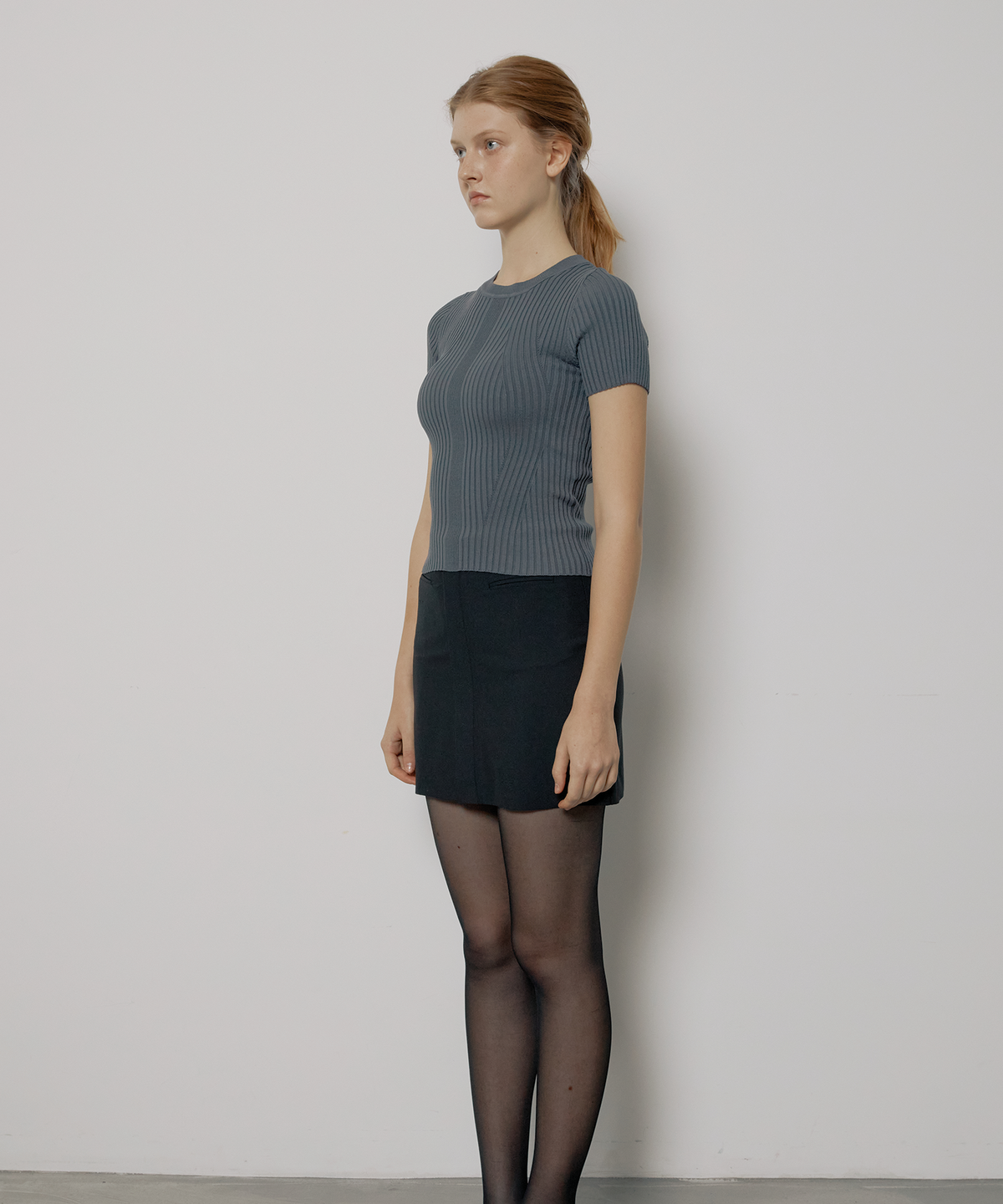 모슬루(MOSLU) viscos knit top (Grey)