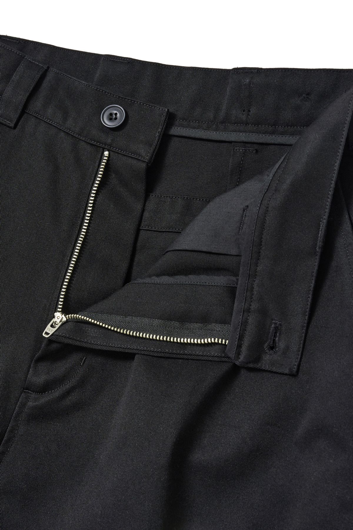 해칭룸(HATCHINGROOM) Snow Shorts Black