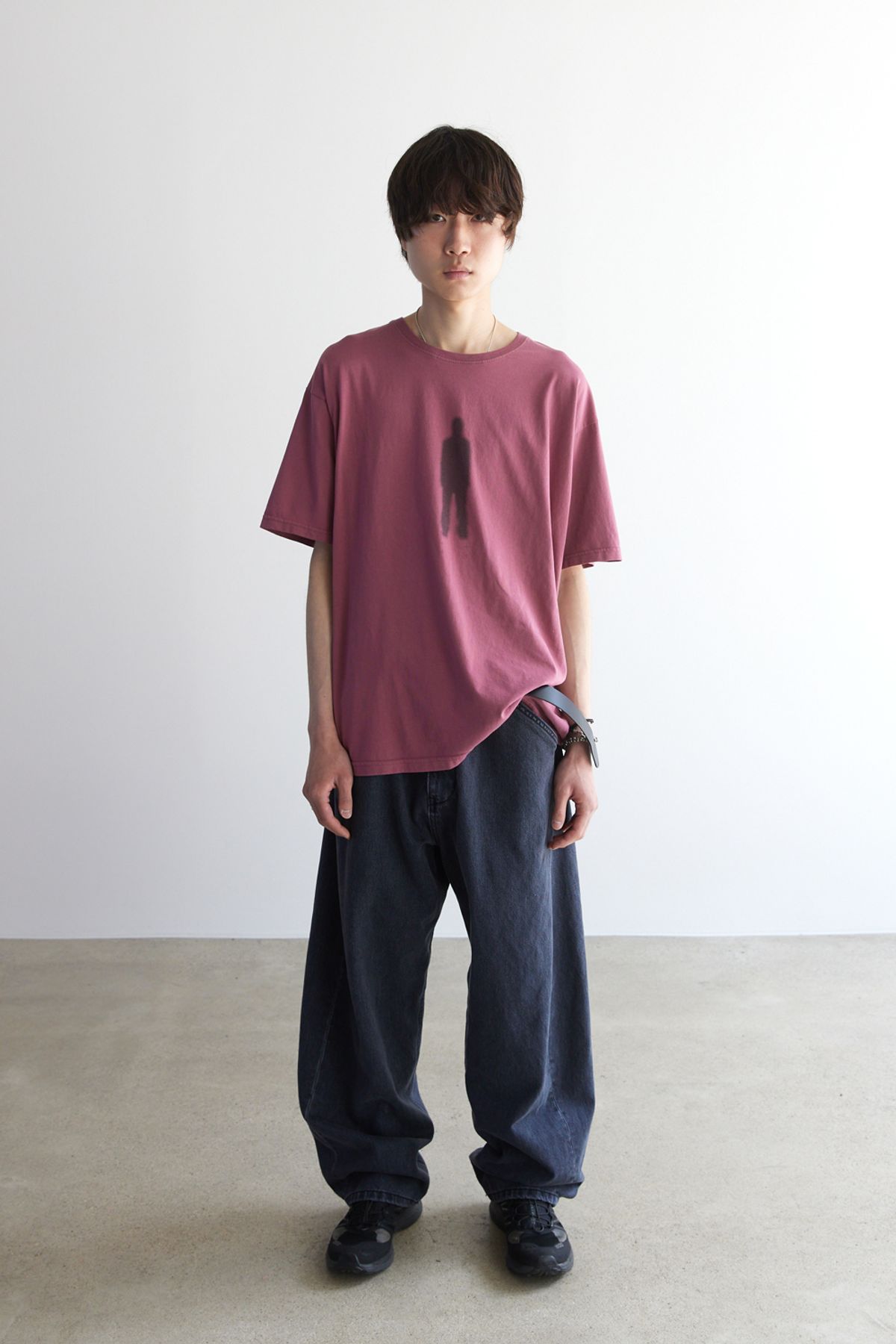 해칭룸(HATCHINGROOM) Curve Jeans Washed Black