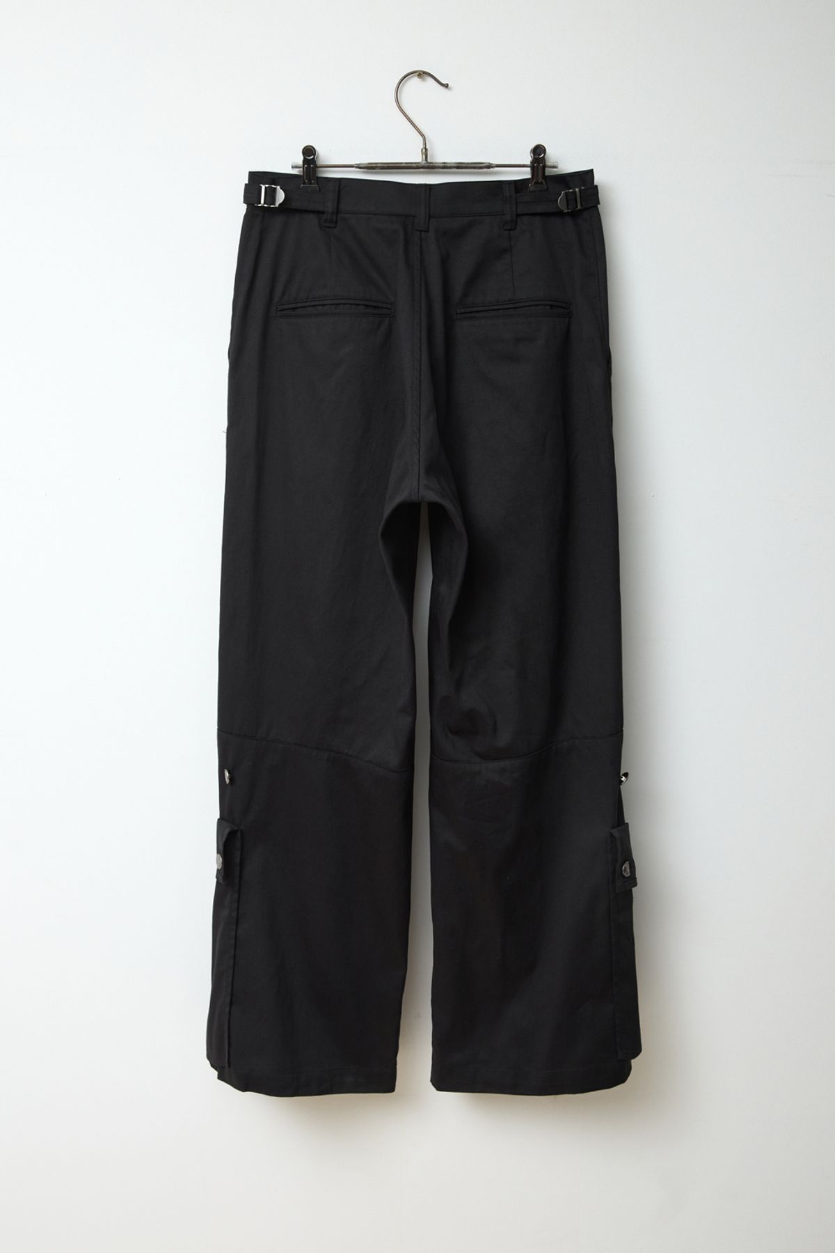 해칭룸(HATCHINGROOM) Armor Pants Black
