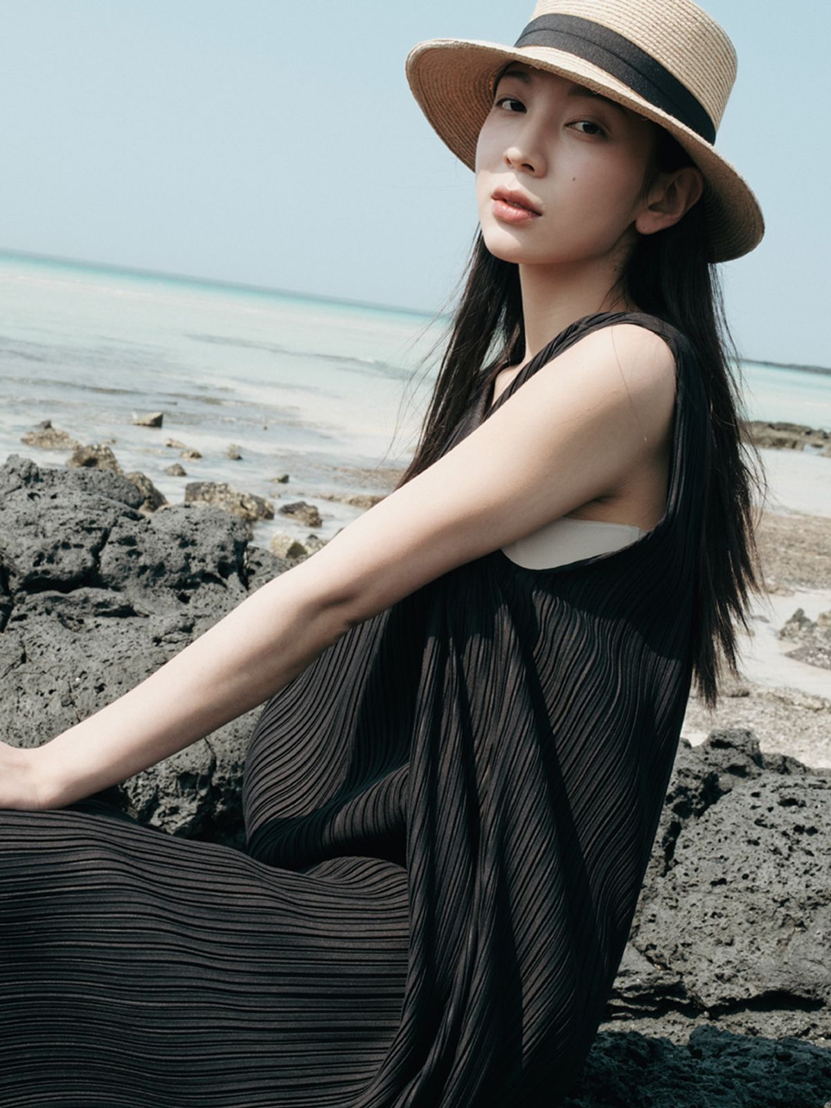 메르메르(MER MER) 플리츠 점프수트 블랙