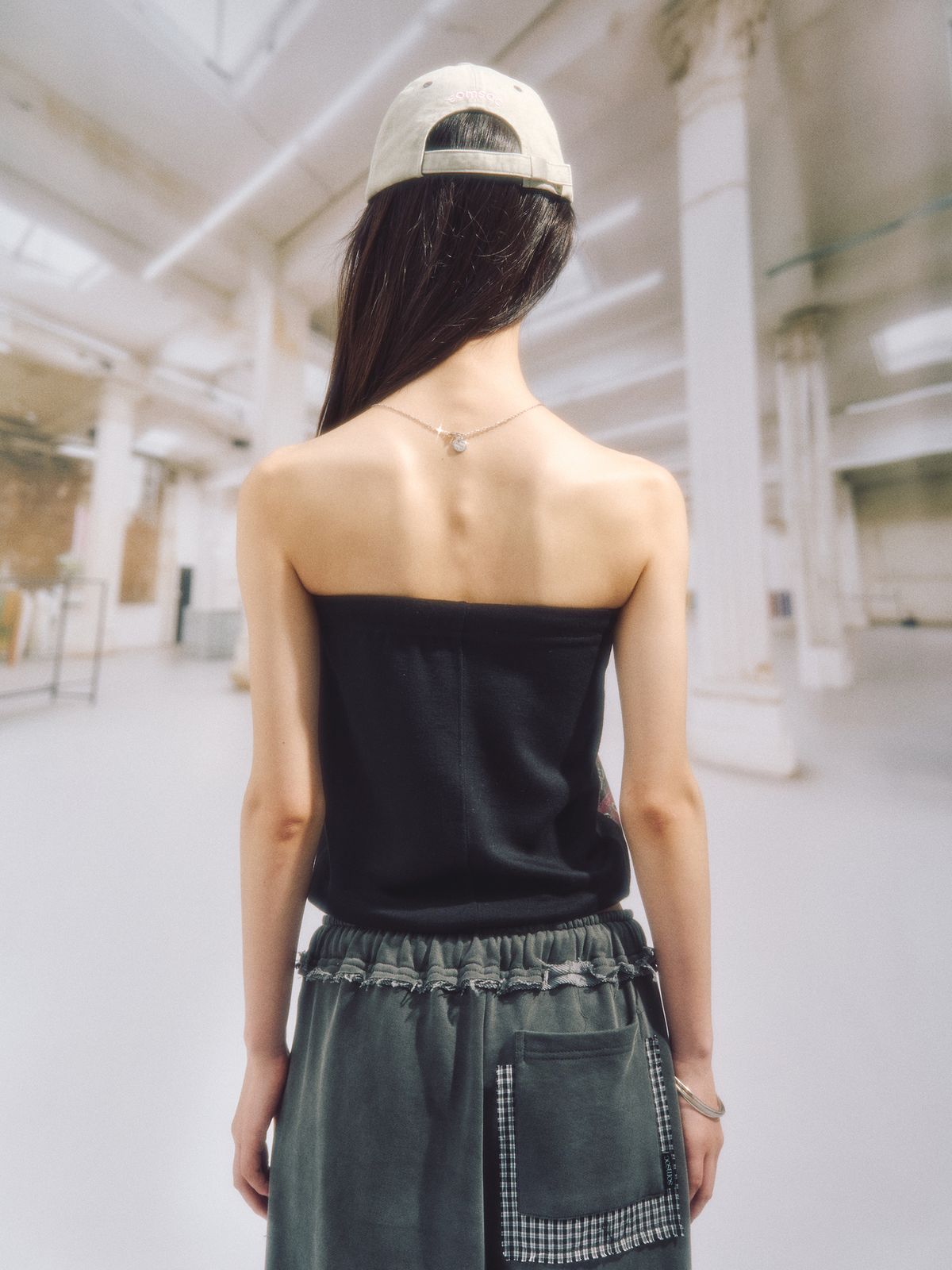 솜속(SOMSOC) NITH 2WAY PRINTED TOP_BLACK