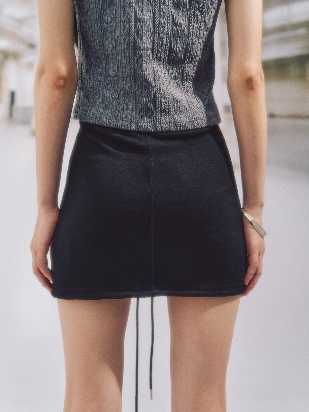 솜속(SOMSOC) NITH 2WAY PRINTED TOP_BLACK
