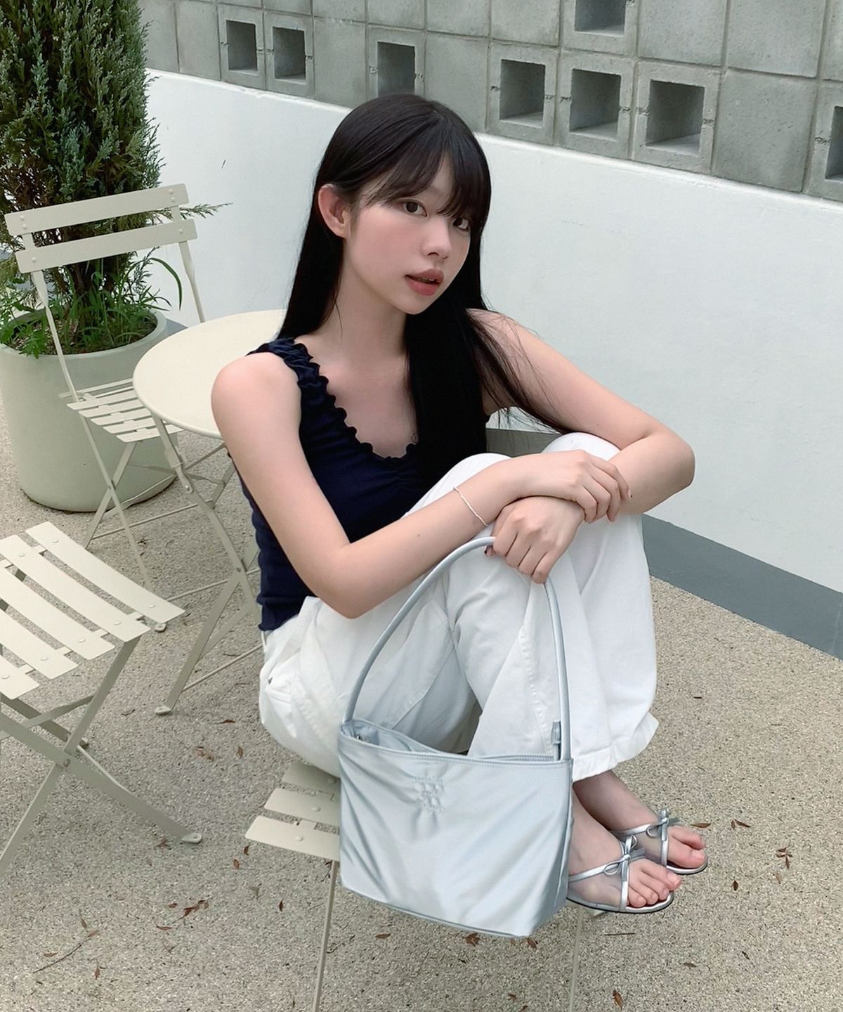 무쿠앤에보니(MUCU AND EBONY) Near Flat Bag _ Silver