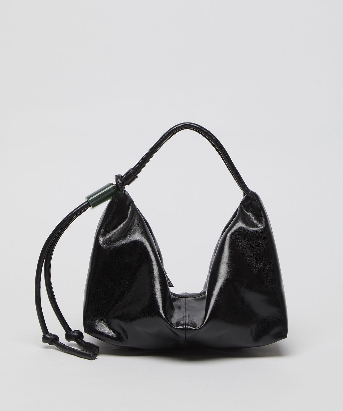 아카이브앱크(ARCHIVEPKE) Ridge shoulder bag(Glossy crack black)_OVBAX25202GCB