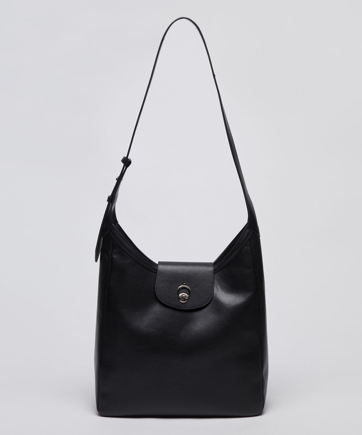 아카이브앱크(ARCHIVEPKE) Luv hole bag(Deep sleep)_OVBAX25204BLK