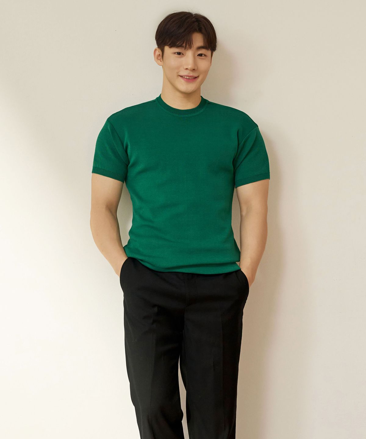 핵쿨남(HECKCOOLNAM) 어깨넓어보이는 아이스쿨링 남자 머슬핏 라운드 반팔 니트 티셔츠