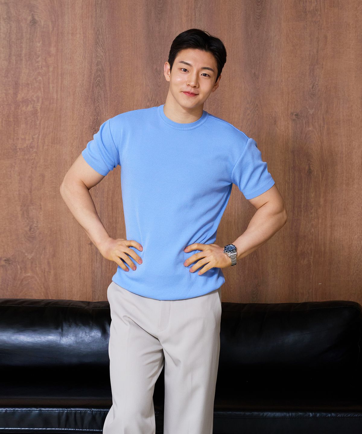 핵쿨남(HECKCOOLNAM) 어깨넓어보이는 아이스쿨링 남자 머슬핏 라운드 반팔 니트 티셔츠