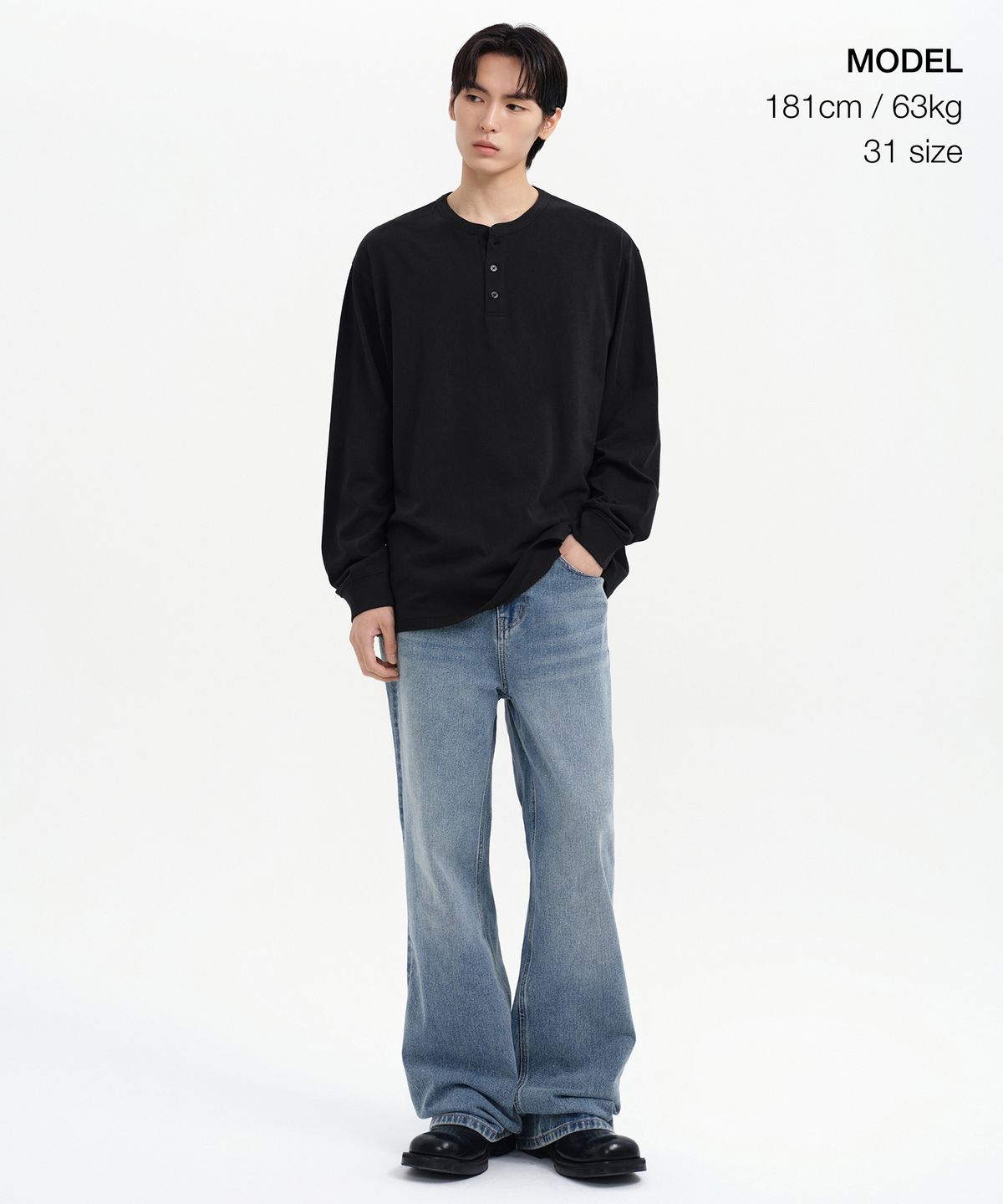 무신사 스탠다드(MUSINSA STANDARD) 루즈 플레어 데님 팬츠 [라이트 인디고]
