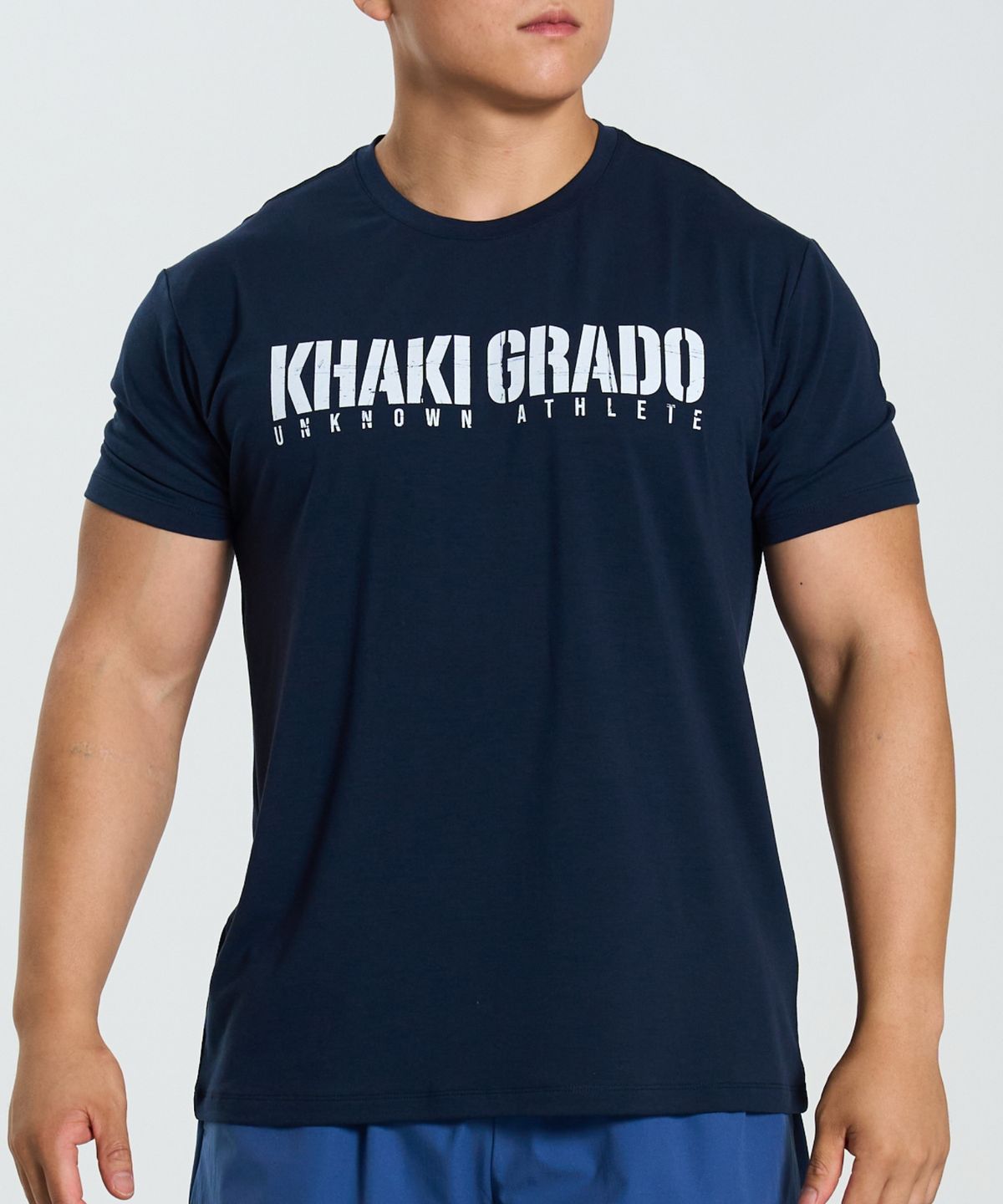 카키그라도(KHAKI GRADO) K.A.G 시그니처1 스탠다드핏 반팔 티셔츠 (Navy)