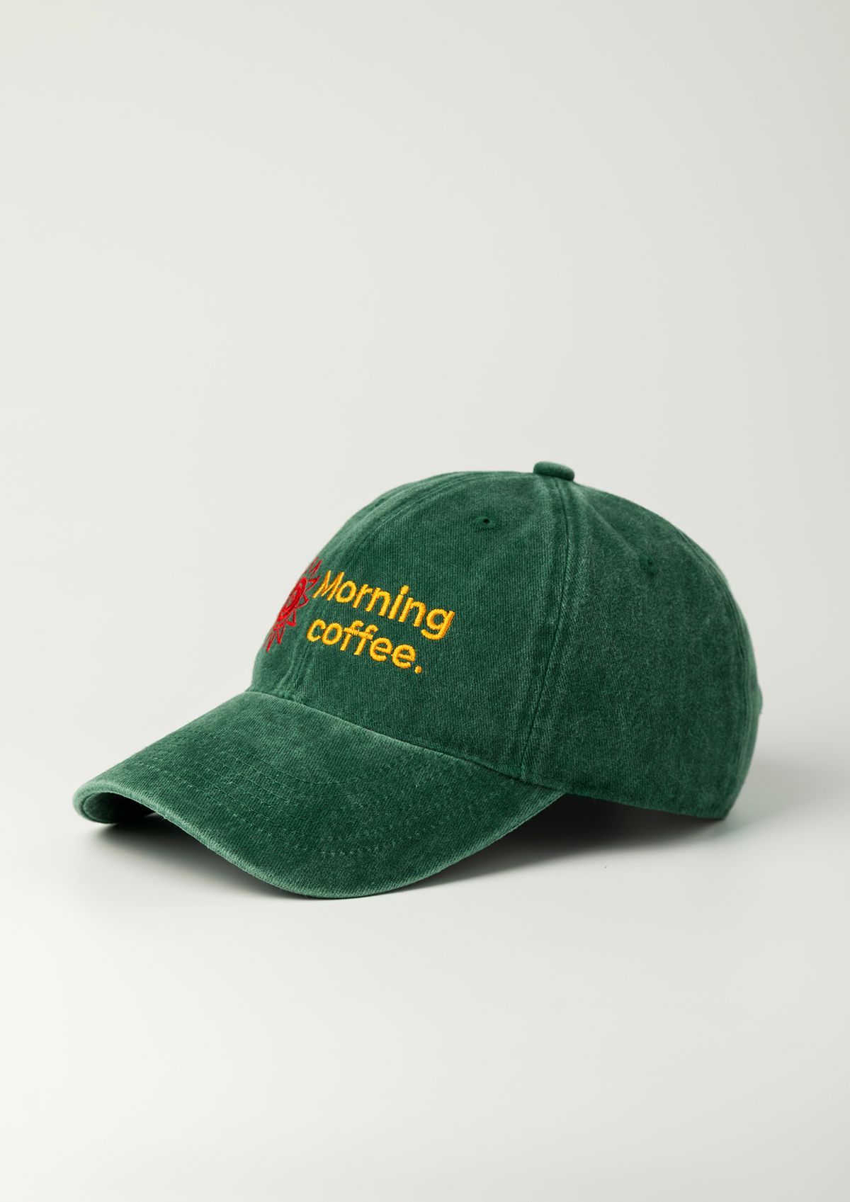 모닝커피런클럽(MORNINGCOFFEERUNCLUB) 모닝 커피 썬 로고 볼캡 스톤 워시드  그린