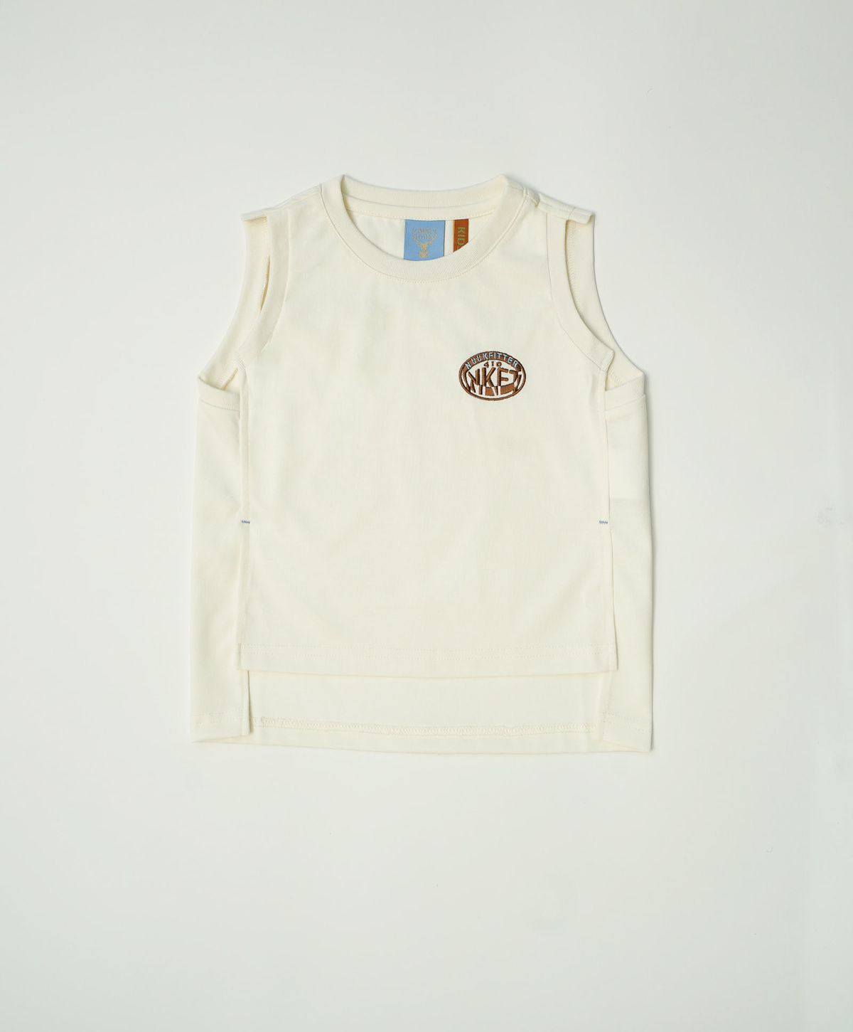 누크피터(NUUKFITTER) NKFT SLIT SLEEVELESS_KIDS [IVORY]
