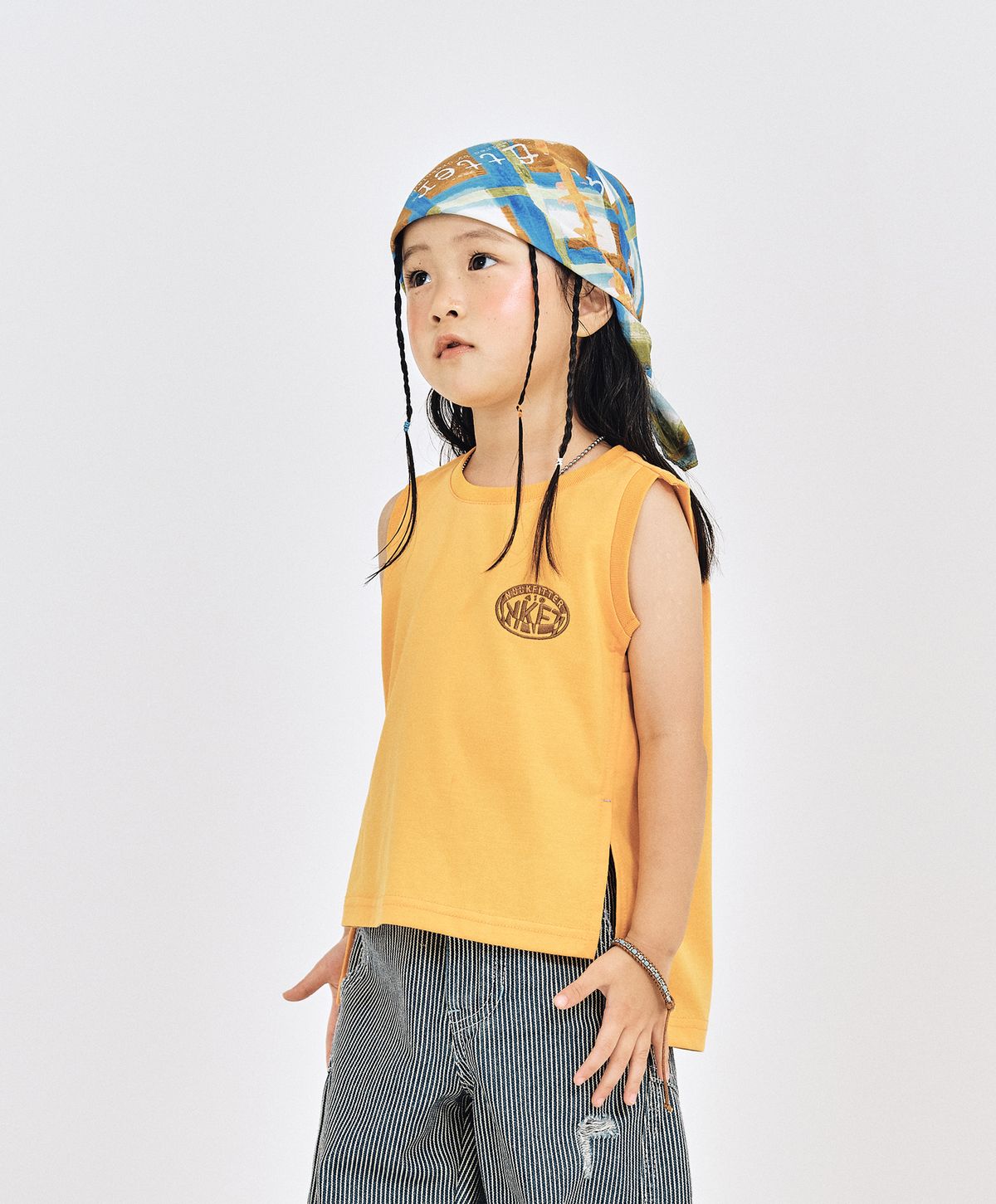 누크피터(NUUKFITTER) NKFT SLIT SLEEVELESS_KIDS [ORANGE]