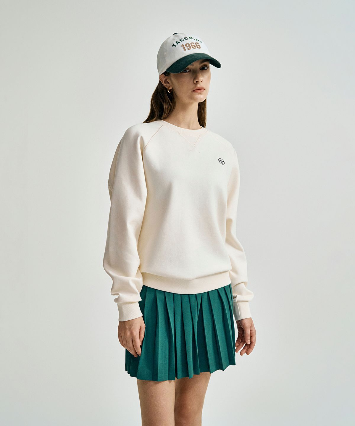 세르지오 타키니(SERGIO TACCHINI) U 쿠쉬라이트 베이직 맨투맨 (Ivory)