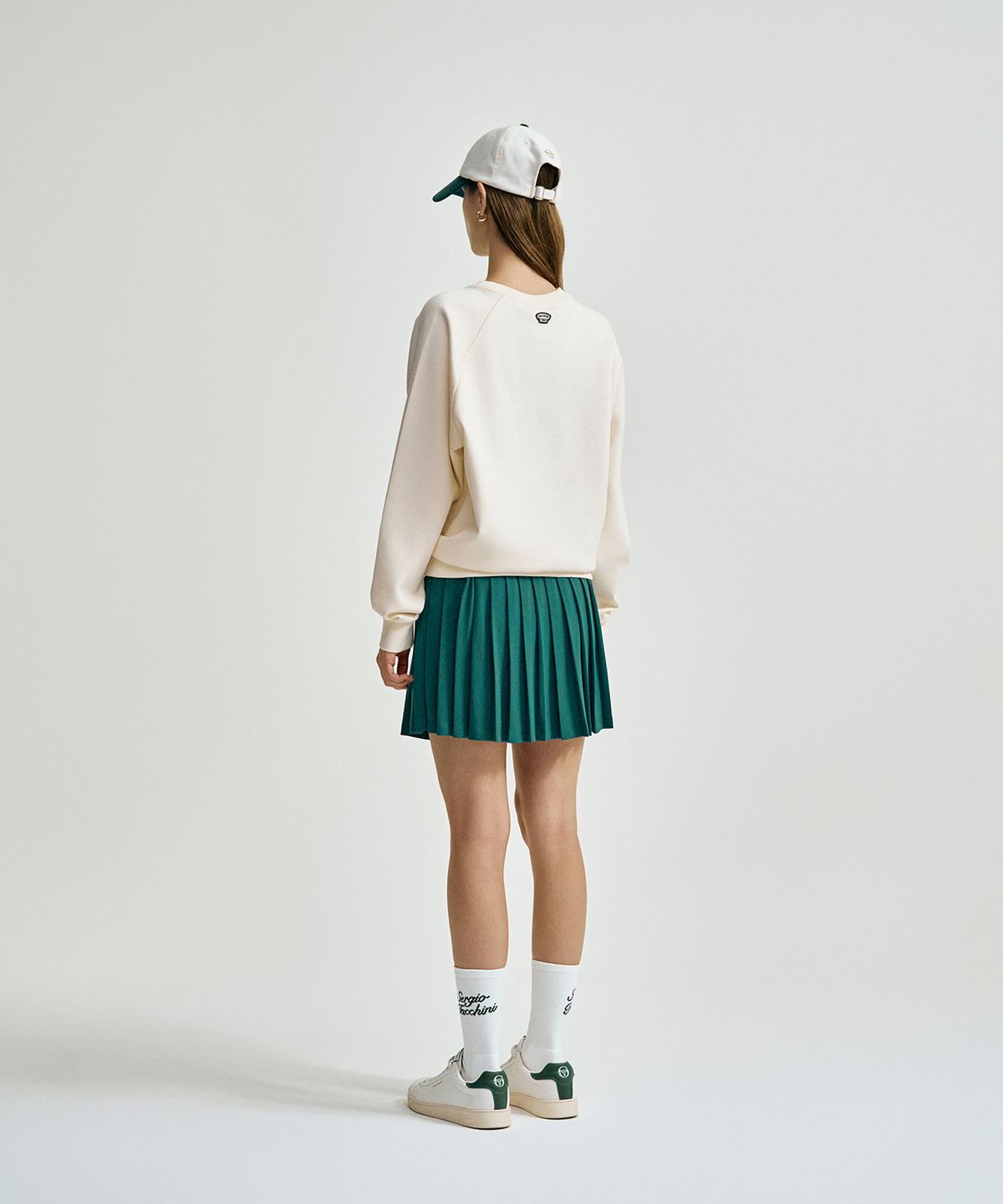 세르지오 타키니(SERGIO TACCHINI) U 쿠쉬라이트 베이직 맨투맨 (Ivory)