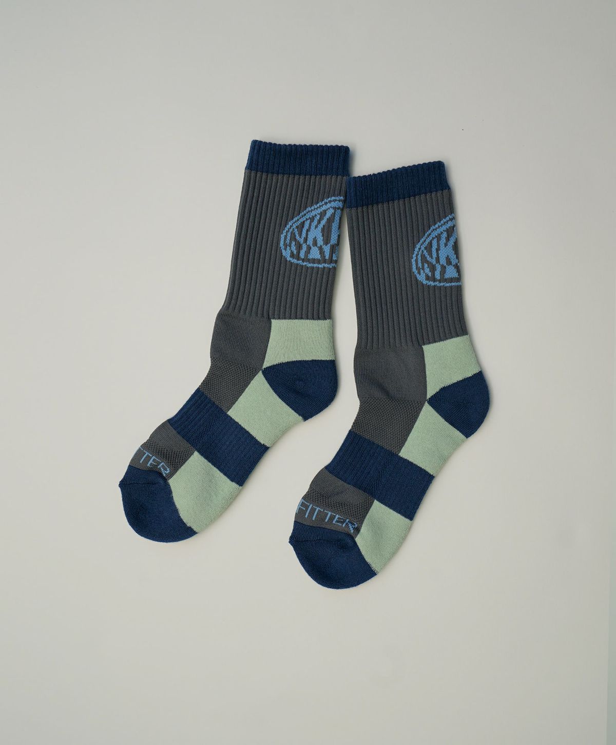 누크피터(NUUKFITTER) ICE-UP COOLMAX SOCKS [GRAY]