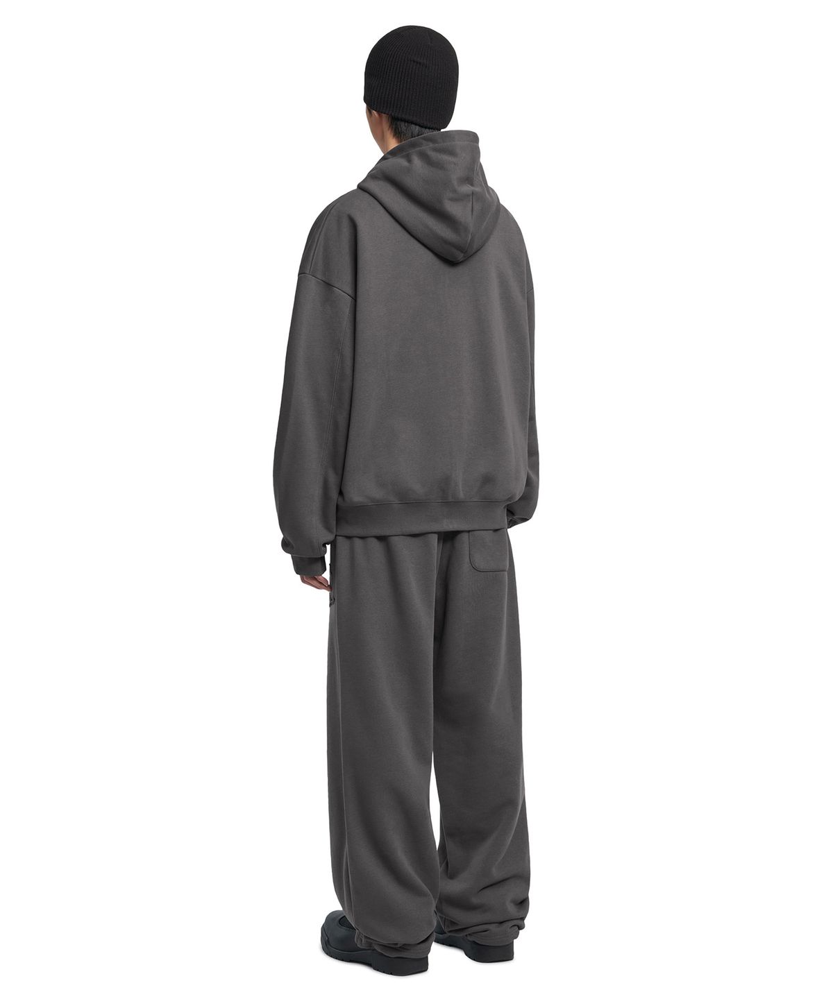 노매뉴얼(NOMANUAL) OVERLAY LOGO SWEATPANTS - CHARCOAL