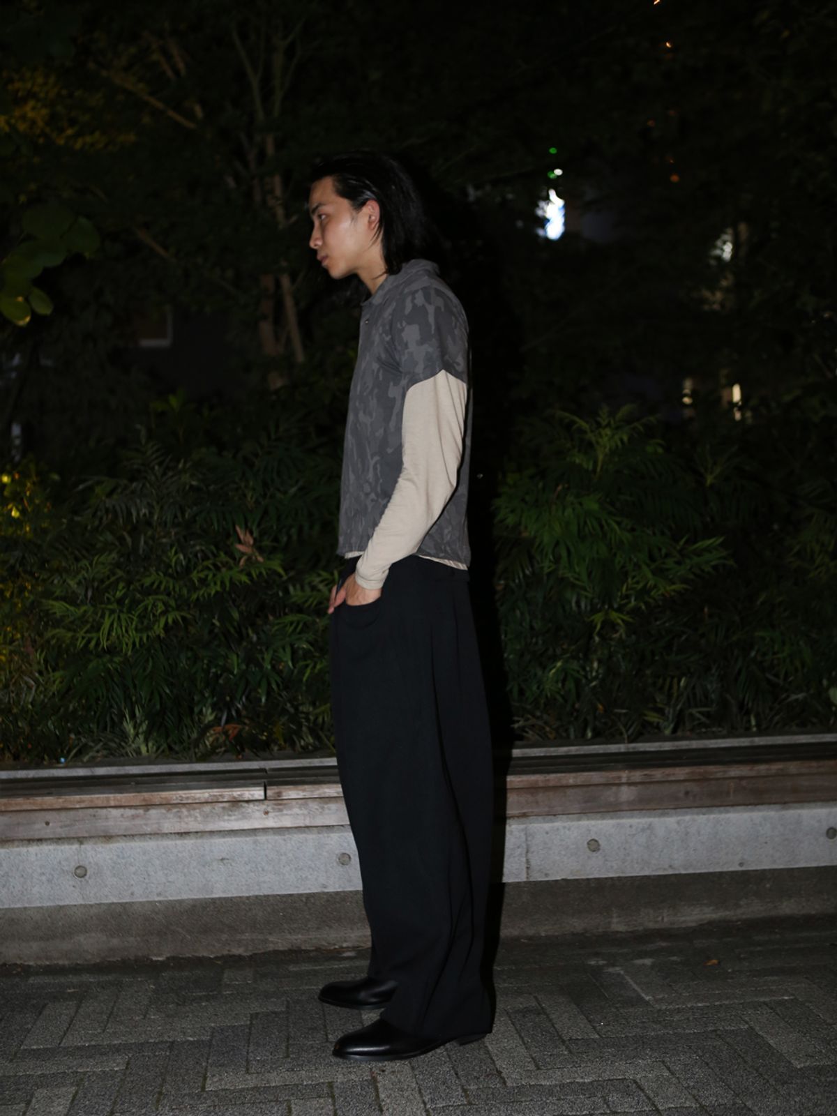 고저(GOZER) CAMO COLLAR HALF T-SHIRT_DARK