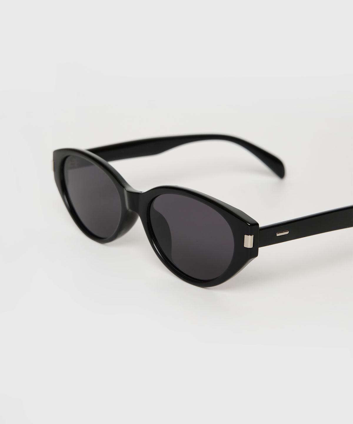 투큐브(2CUBE) Side Tip Cat Eyes