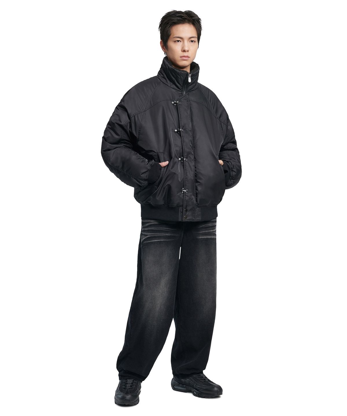 노매뉴얼(NOMANUAL) K.L BOMBER JACKET - BLACK