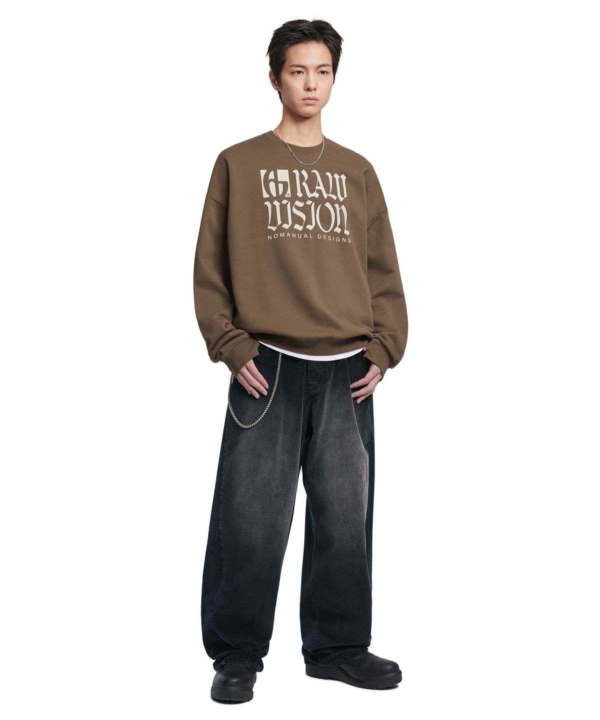 노매뉴얼(NOMANUAL) R.V LOGO SWEATSHIRT - BROWN
