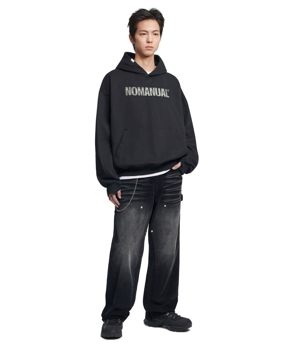 노매뉴얼(NOMANUAL) STAMPED LOGO HOODIE - BLACK