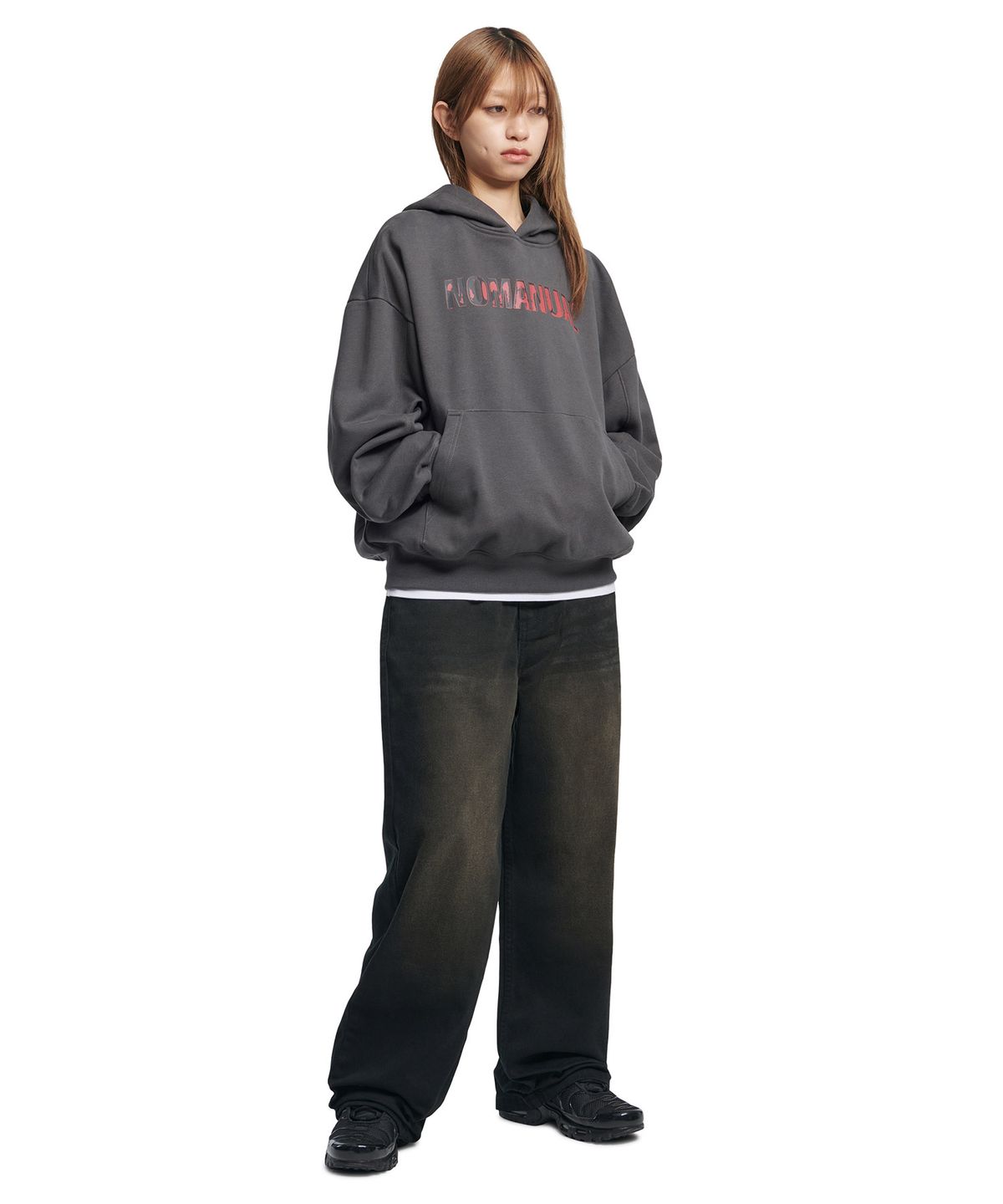 노매뉴얼(NOMANUAL) STAMPED LOGO HOODIE - CHARCOAL