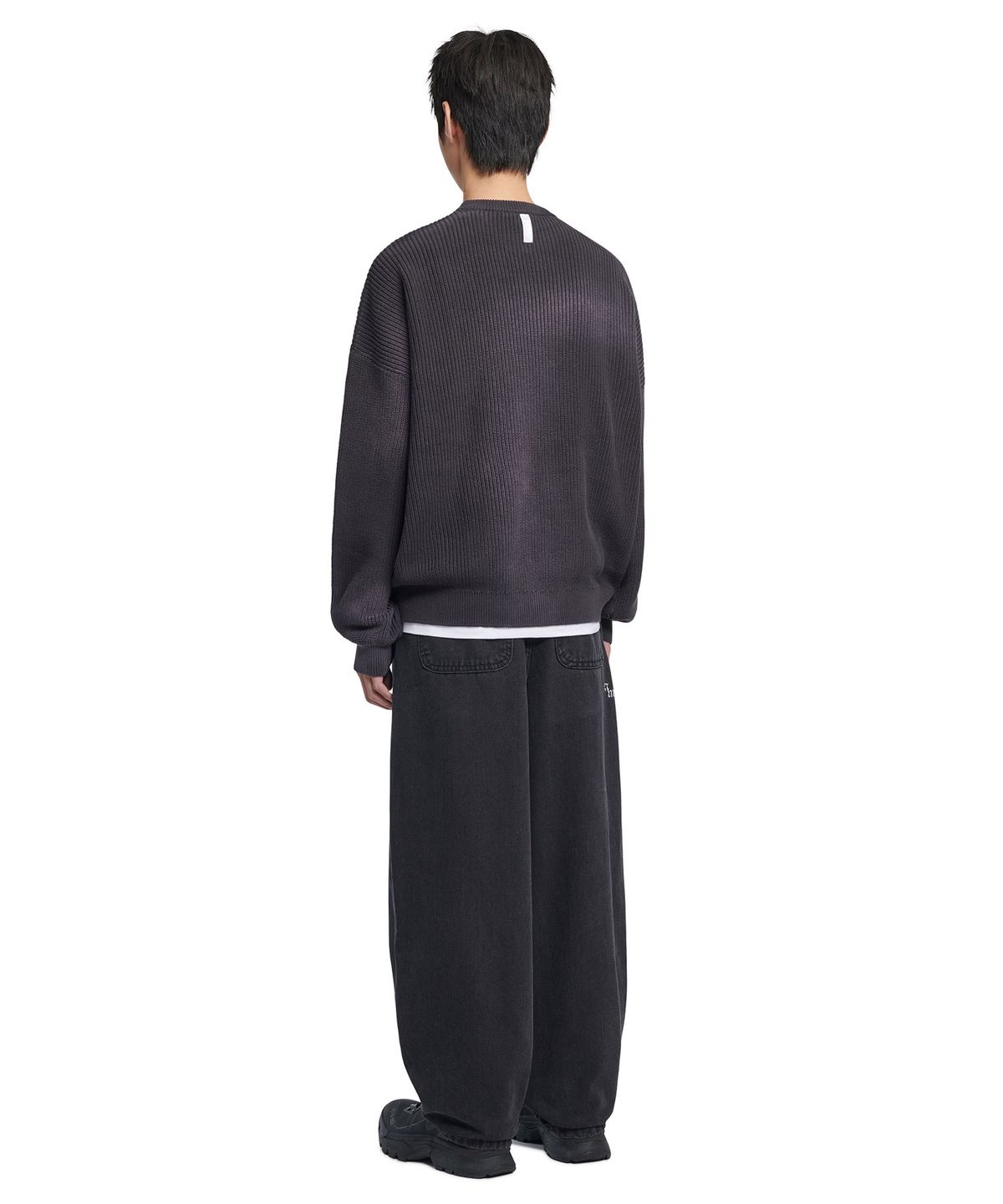 노매뉴얼(NOMANUAL) SPRAY DYEING KNIT - CHARCOAL
