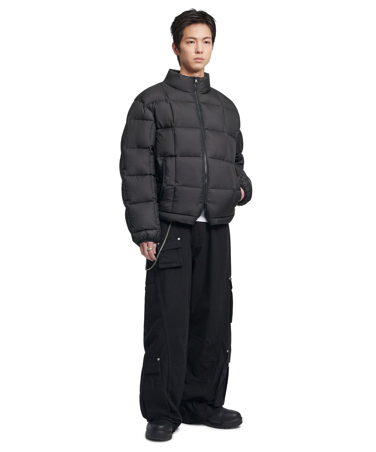 노매뉴얼(NOMANUAL) QUBE DUCK DOWN - BLACK