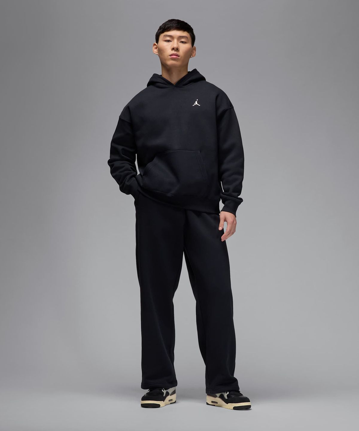 나이키(NIKE) 조던 브루클린 플리스 오버사이즈 오픈 헴 팬츠 M - 블랙:세일 / IB7238-010