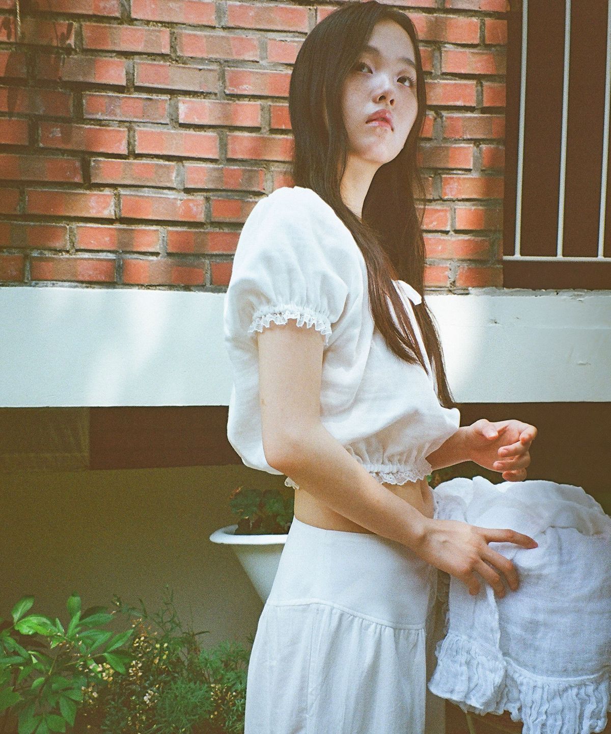 루루서울(LOULOUSEOUL) Zen Lace String Top (White)