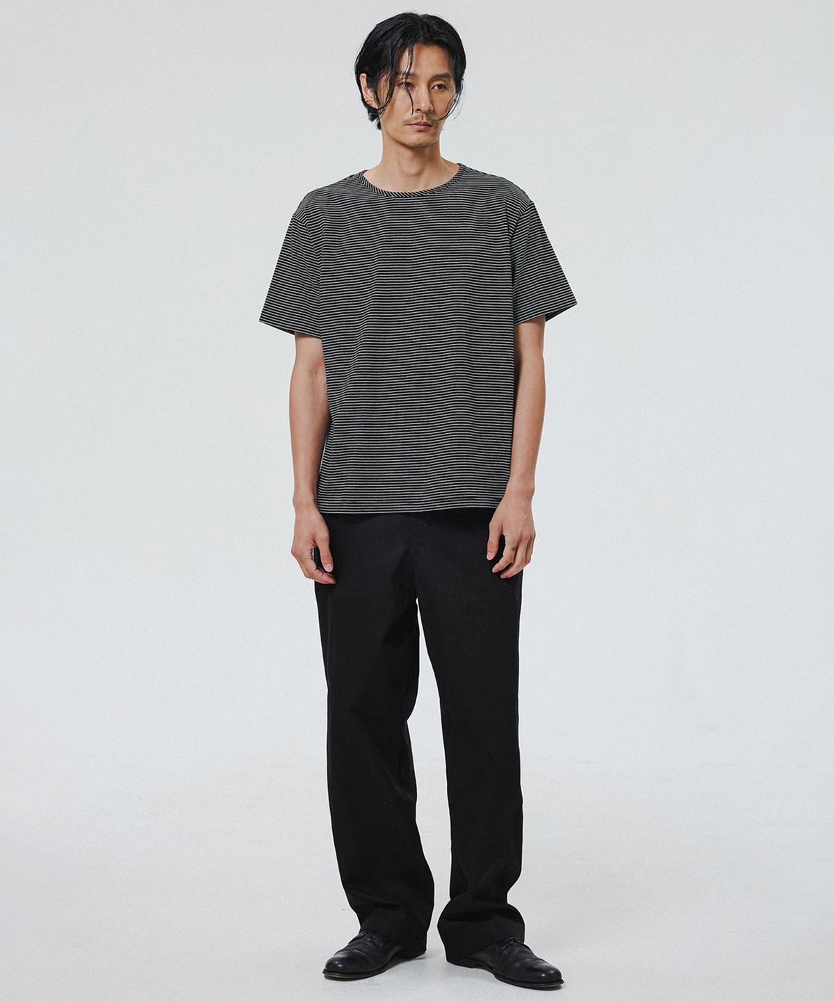 셔터(SHIRTER) SOFT STRIPE T-SHIRT (BLACK WHITE)