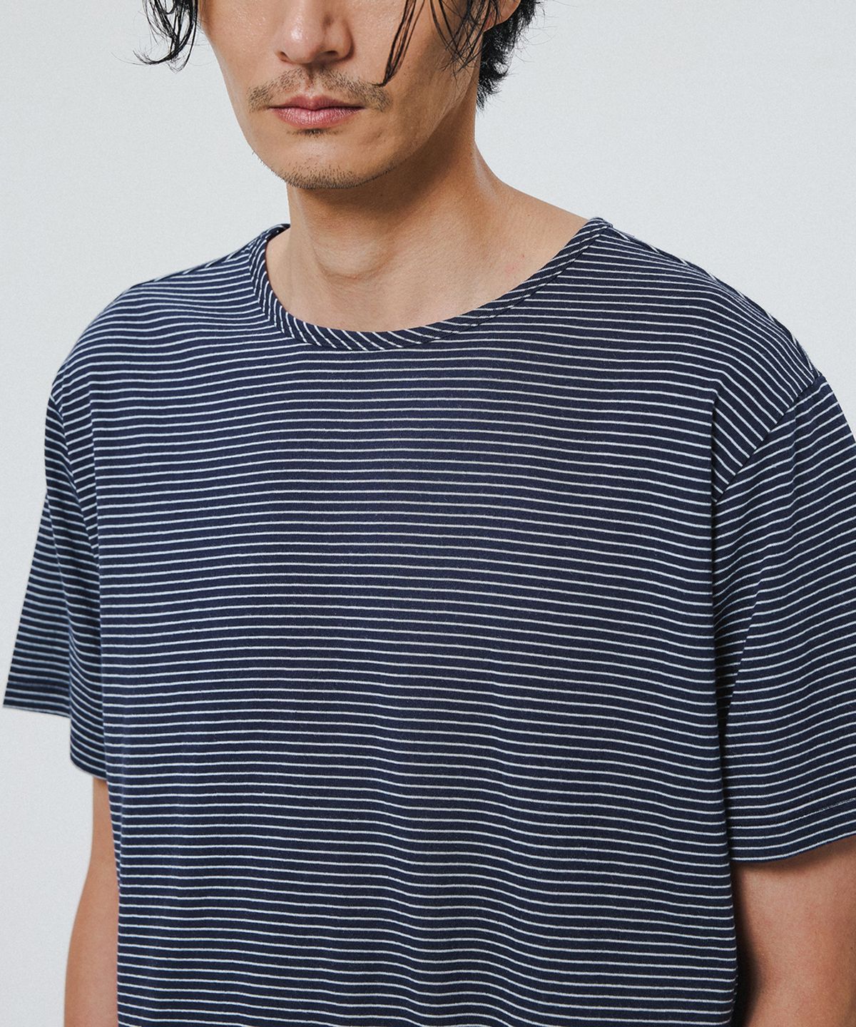 셔터(SHIRTER) SOFT STRIPE T-SHIRT (NAVY SKY)