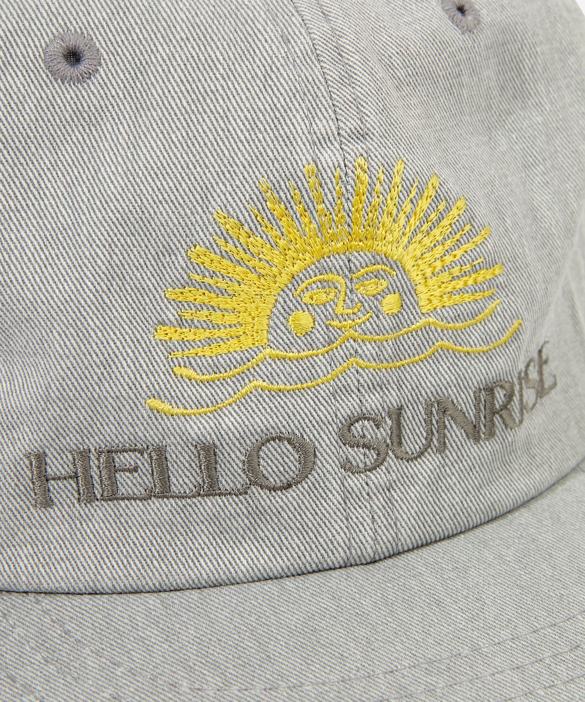헬로 선라이즈(HELLO SUNRISE) Washed Two Tone Logo 6panel Cap_Light Gray
