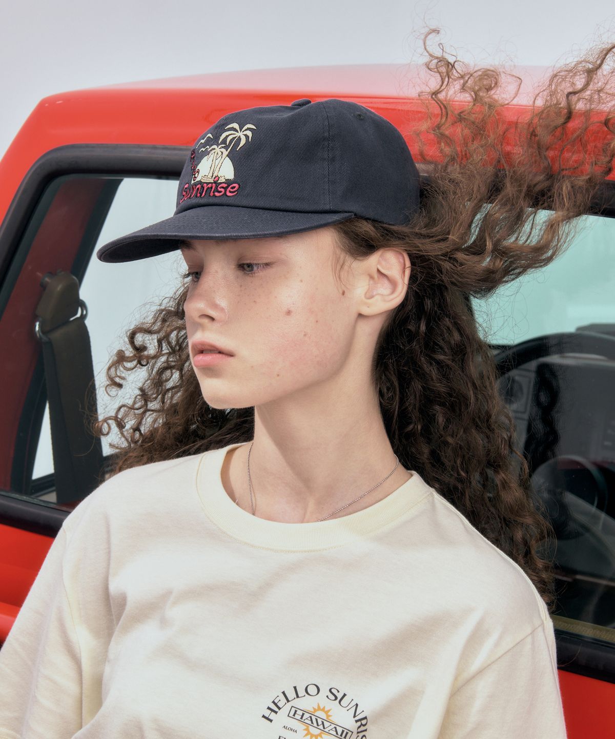 헬로 선라이즈(HELLO SUNRISE) Palm Tree Logo 6Panel Cap_Charcoal