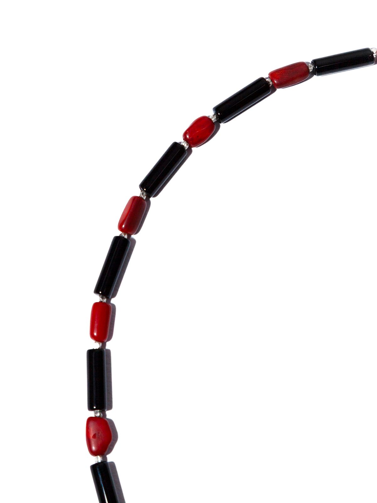 탁토(TACTO) 오닉스&코랄 목걸이 ONYX&CORAL NECKLACE