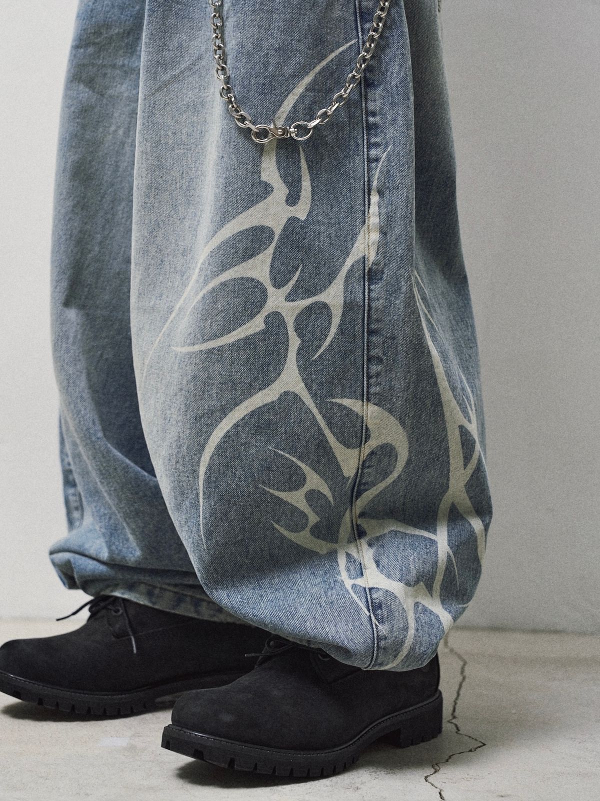 디에스엠티(DSMT) FLAME ARTWORK WIDE DENIM_BLUE